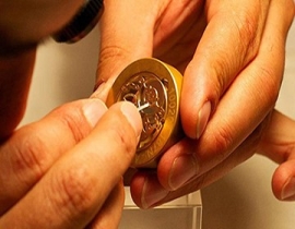 天津劳力士手表不走维修电话